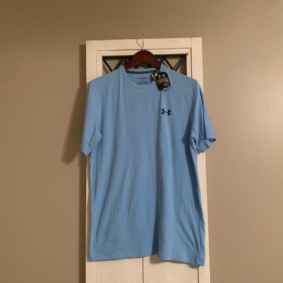 Under Armour T-Shirt - Picture 1 of 7